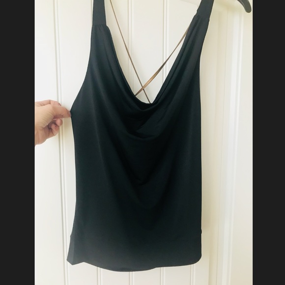 BACKLESS BLOUSE - Picture 2 of 4